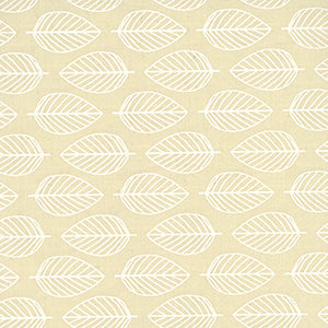Essentials 2018 - Cream Floral Fat Quarter by Miscellaneous